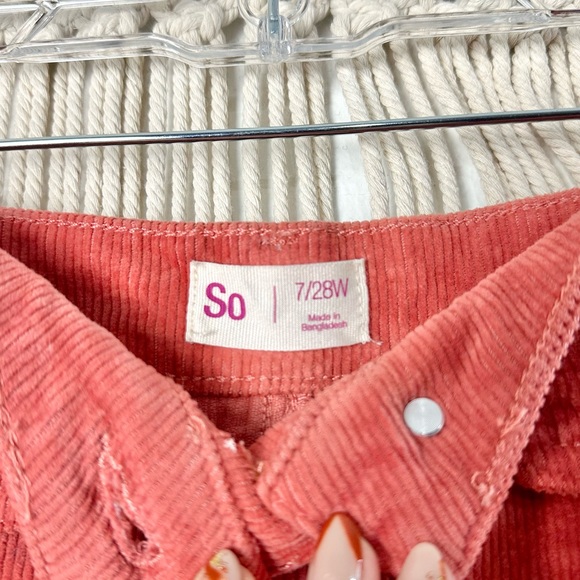 SO Coral Corduroy Button Front Skirt Size 28 JR 7 - Picture 2 of 8